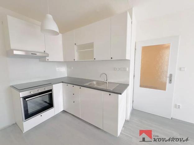 Pronájem bytu 2+kk, Kralupy nad Vltavou, 42 m2