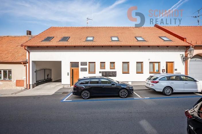 Prodej bytu 2+kk, Mikulov, Koněvova, 46 m2