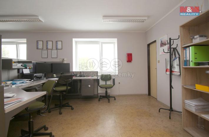 Prodej výrobních prostor, Nový Bydžov, Merendní, 1432 m2