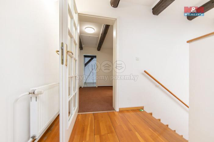 Pronájem kanceláře, Žatec, náměstí Svobody, 93 m2