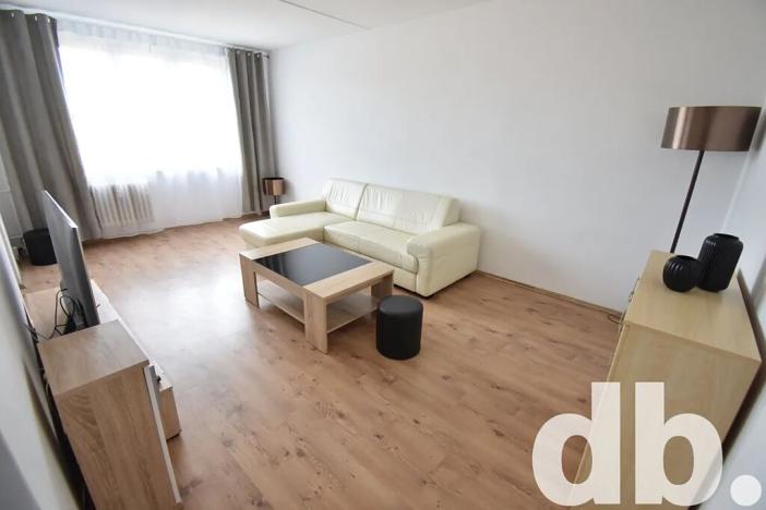 Pronájem bytu 2+1, Karlovy Vary, Dvořákova, 67 m2