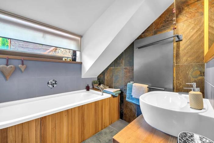 Prodej ubytování, Dolní Dvůr, 650 m2