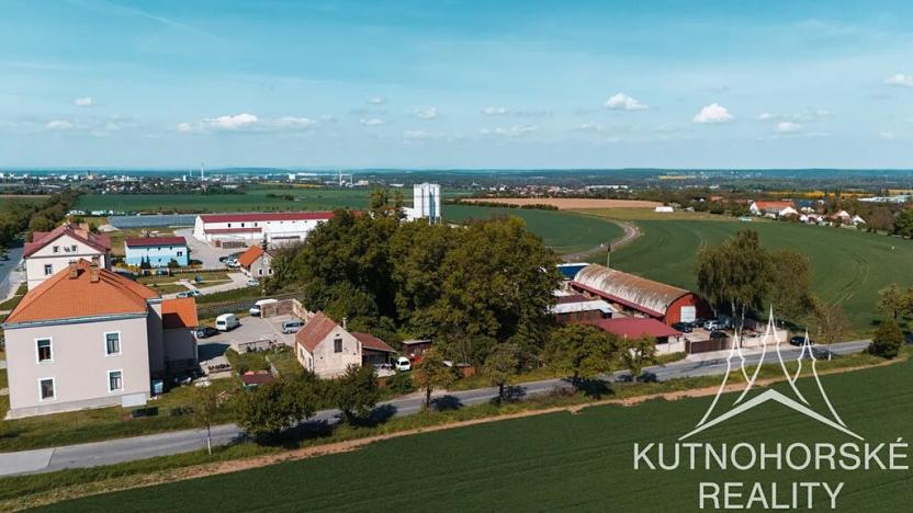 Prodej pozemku pro bydlení, Červené Pečky, 2190 m2