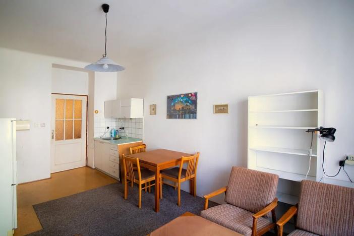 Prodej bytu 1+1, Praha - Košíře, Holečkova, 44 m2