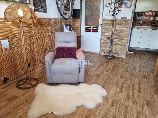 Pronájem bytu 2+kk, Olomouc, Kmochova, 38 m2
