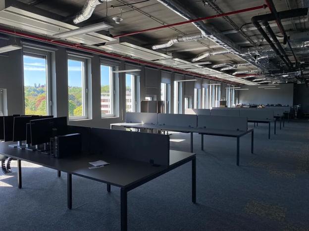 Pronájem kanceláře, Praha - Dejvice, Generála Píky, 855 m2