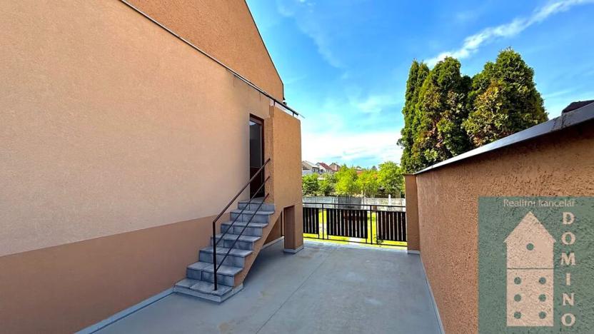 Prodej rodinného domu, Rataje, 205 m2