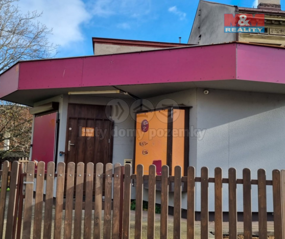 Pronájem obchodního prostoru, Český Těšín, Nádražní, 18 m2