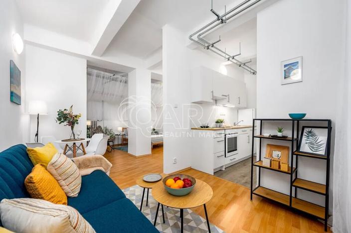 Prodej bytu 1+kk, Praha - Nové Město, Na zbořenci, 37 m2