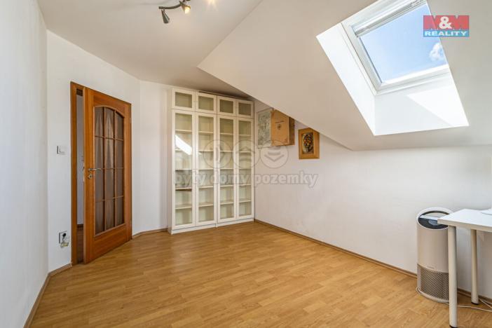 Prodej rodinného domu, Veltrusy, U Stadionu, 180 m2