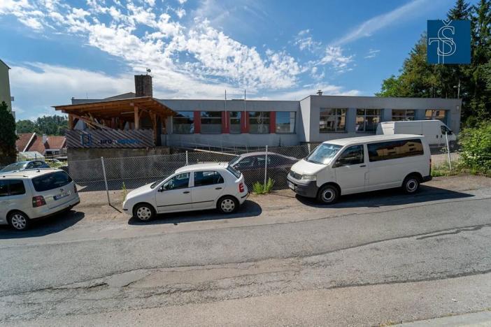 Pronájem výrobních prostor, Mrač, 2113 m2