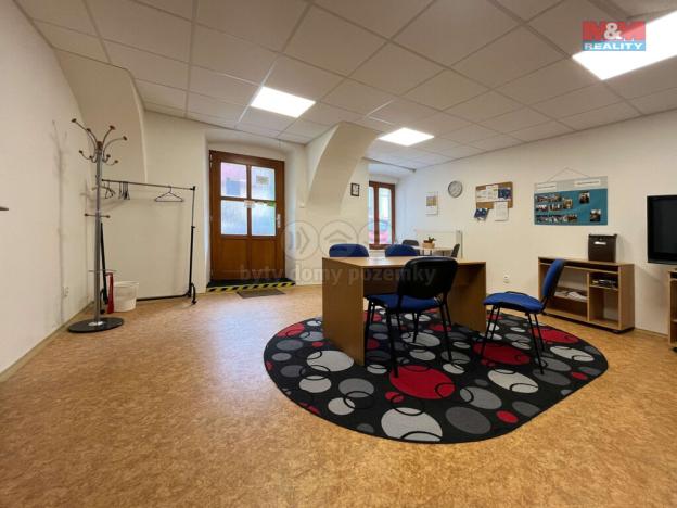 Pronájem kanceláře, Jindřichův Hradec - Jindřichův Hradec II, Kmentova, 52 m2