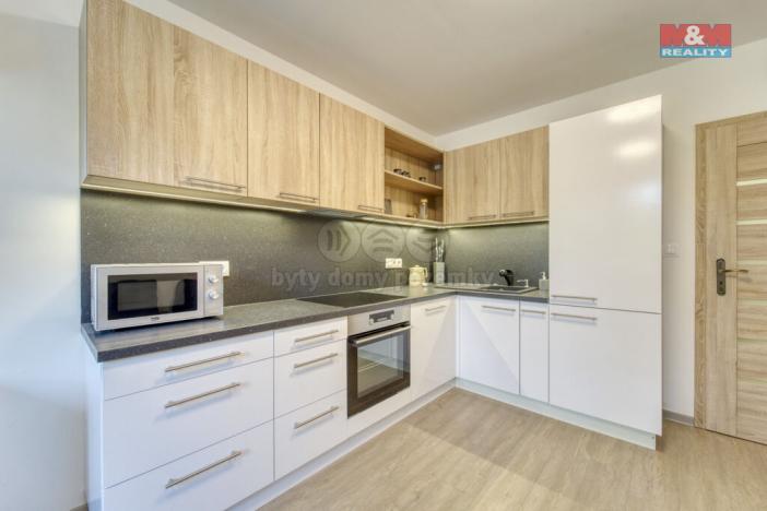 Prodej bytu 3+kk, Plzeň - Skvrňany, Macháčkova, 51 m2