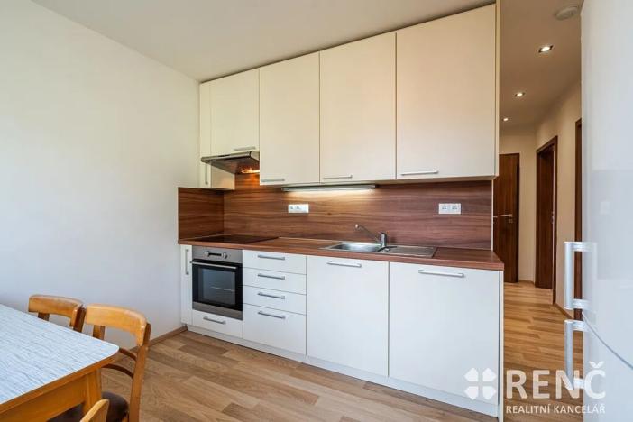 Pronájem bytu 2+1, Brno, Kubánská, 56 m2