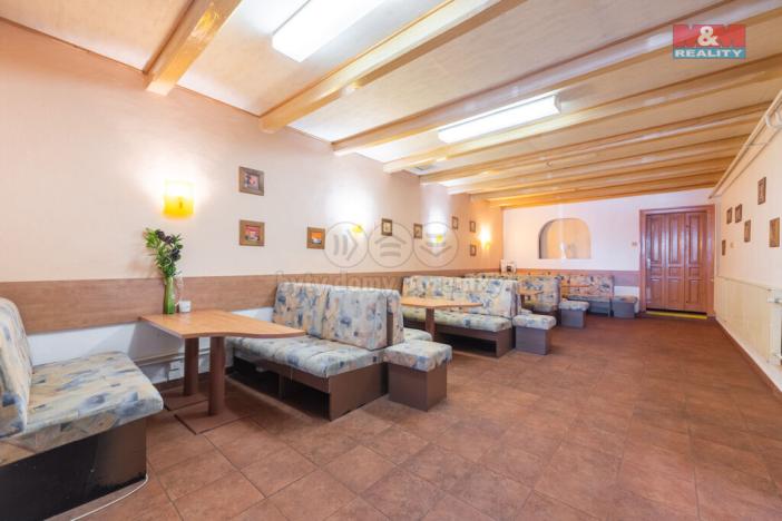 Prodej obchodního prostoru, Strážnice, Předměstí, 340 m2