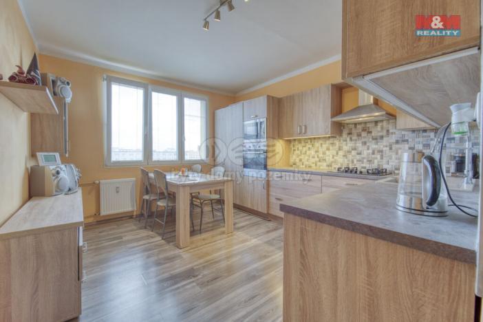Pronájem bytu 2+kk, Plzeň - Skvrňany, Macháčkova, 36 m2