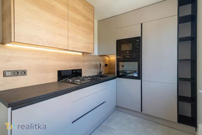 Prodej bytu 3+1, Karviná, Haškova, 55 m2