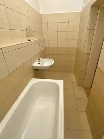 Pronájem bytu 3+1, Opava, Těšínská, 96 m2