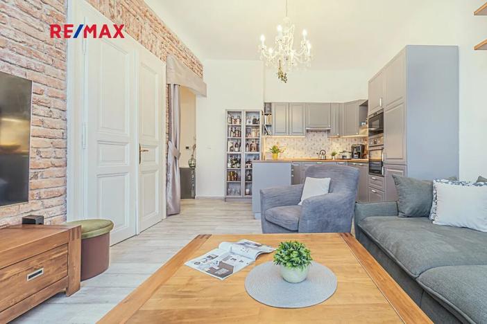 Prodej bytu 3+kk, Praha - Smíchov, Zborovská, 70 m2