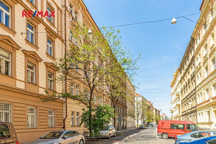 Prodej bytu 3+kk, Praha - Smíchov, Zborovská, 70 m2