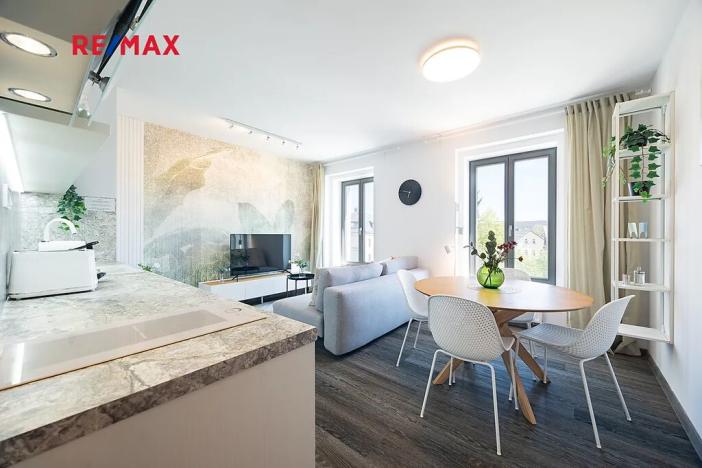 Prodej bytu 2+kk, Abertamy, Vítězná, 46 m2