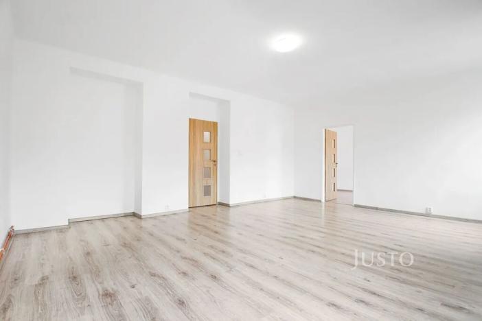 Prodej bytu 3+1, Teplice, Vrázova, 75 m2