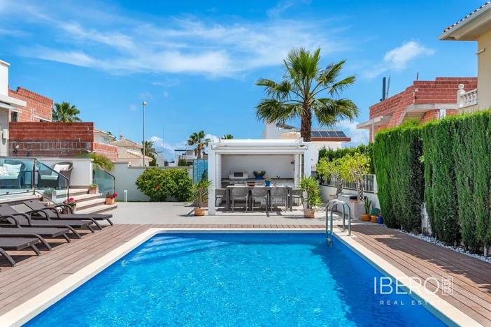 Prodej rodinného domu, Rojales, Španělsko, Sendero Ciudad Quesada a Rojales, 174 m2