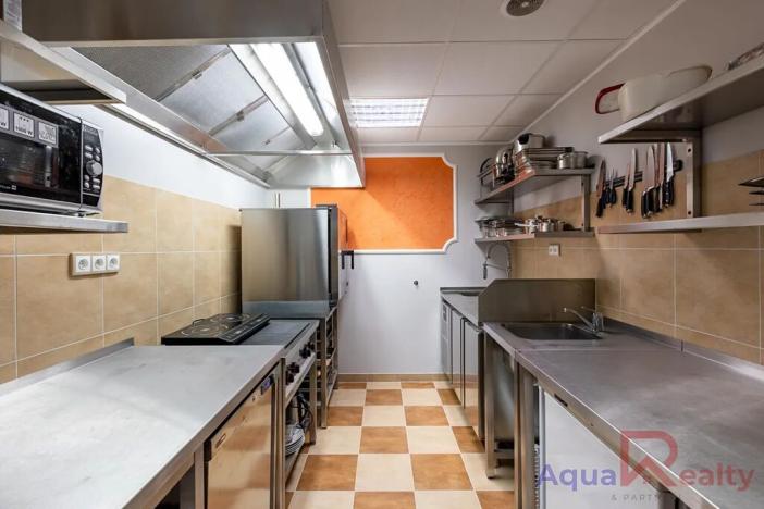 Prodej ubytování, Karlovy Vary, Jarní, 989 m2