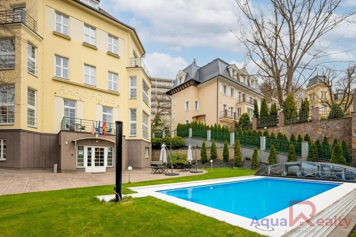 Prodej ubytování, Karlovy Vary, Jarní, 989 m2