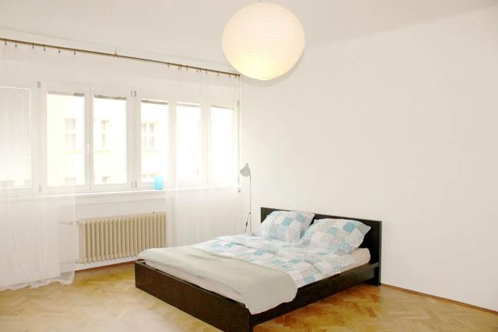 Pronájem bytu 2+kk, Praha - Vinohrady, Velehradská, 59 m2