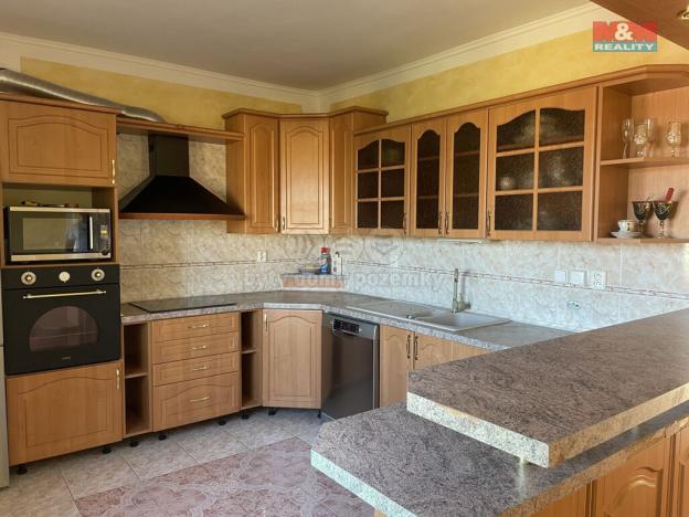 Prodej rodinného domu, Sobětuchy - Vrcha, 280 m2