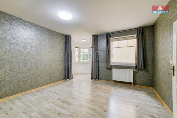 Pronájem obchodního prostoru, Mariánské Lázně, Hlavní třída, 69 m2