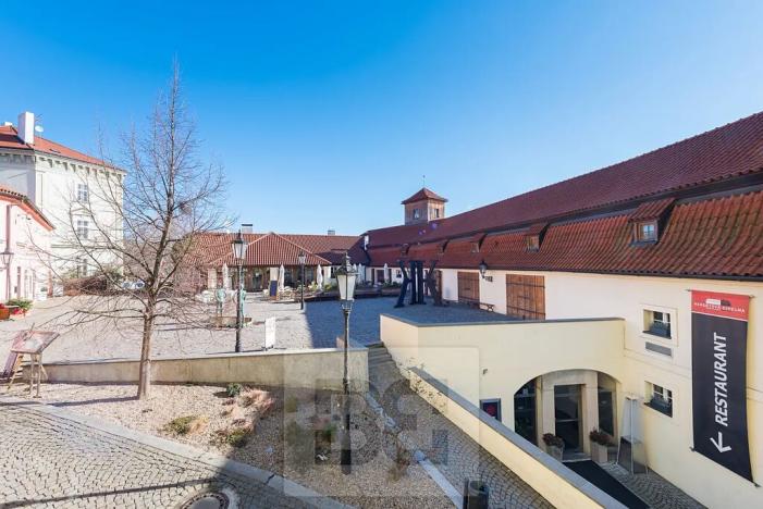 Pronájem bytu 1+kk, Praha - Malá Strana, Cihelná, 47 m2