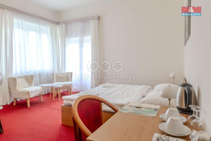 Prodej ubytování, Luhačovice, Bílá čtvrť, 765 m2