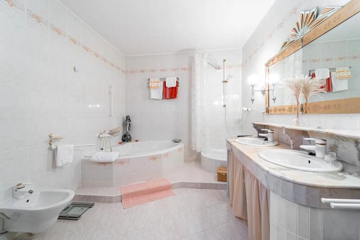 Prodej vícegeneračního domu, Velké Hamry, 923 m2