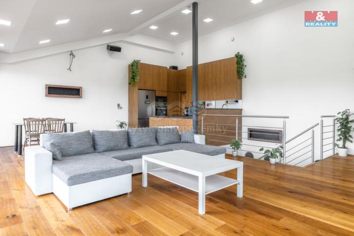 Prodej rodinného domu, Bělov, 292 m2