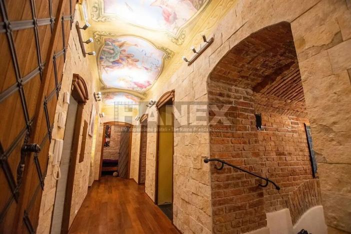 Prodej bytu 4+1, Praha - Vinohrady, Uruguayská, 160 m2