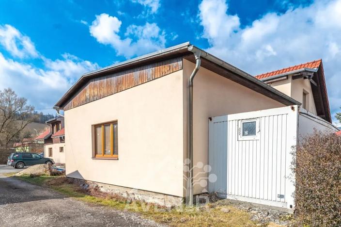 Prodej komerční nemovitosti, Valašská Polanka, 415 m2