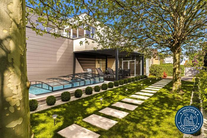 Prodej vily, Praha - Troja, Trojská, 348 m2