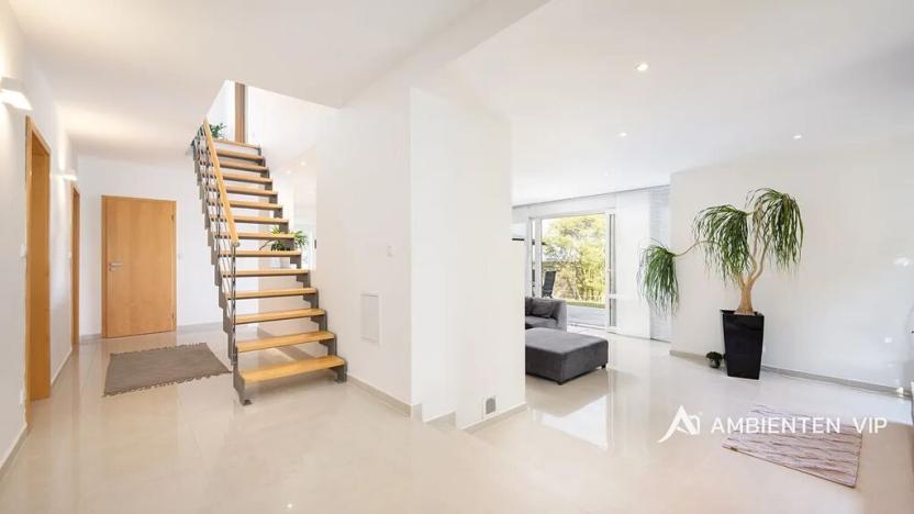 Prodej rodinného domu, Moravany, 271 m2