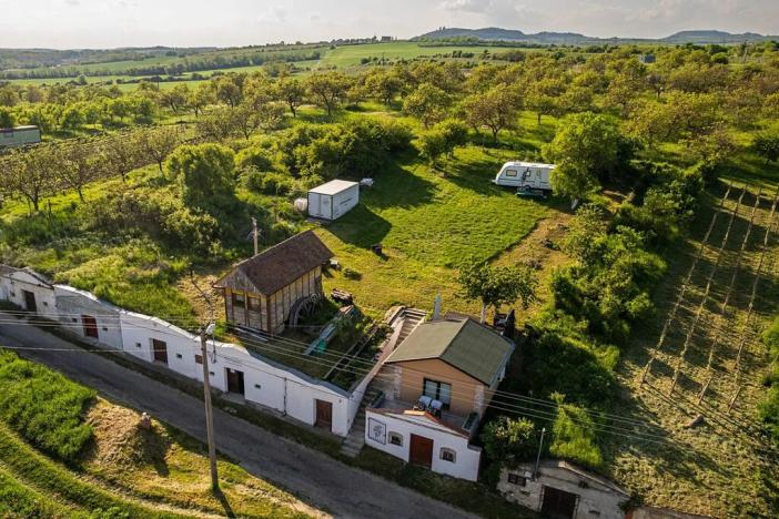 Prodej vinného sklepa, Sedlec, 209 m2