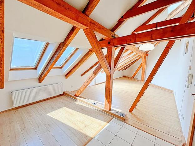 Pronájem bytu 1+kk, Praha - Smíchov, Rozkošného, 44 m2