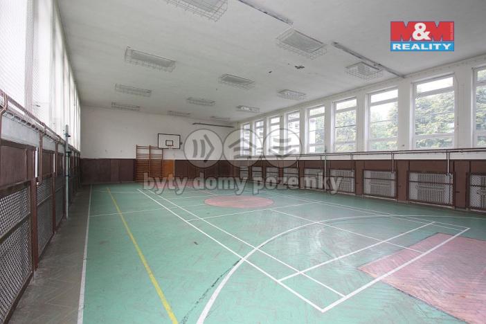 Prodej komerční nemovitosti, Karviná - Nové Město, Gustawa Morcinka, 3800 m2