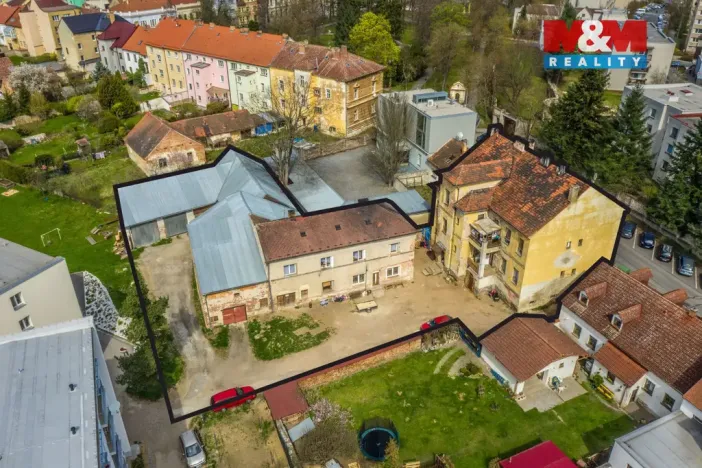 Prodej komerčního pozemku, Strakonice, Havlíčkova, 1795 m2