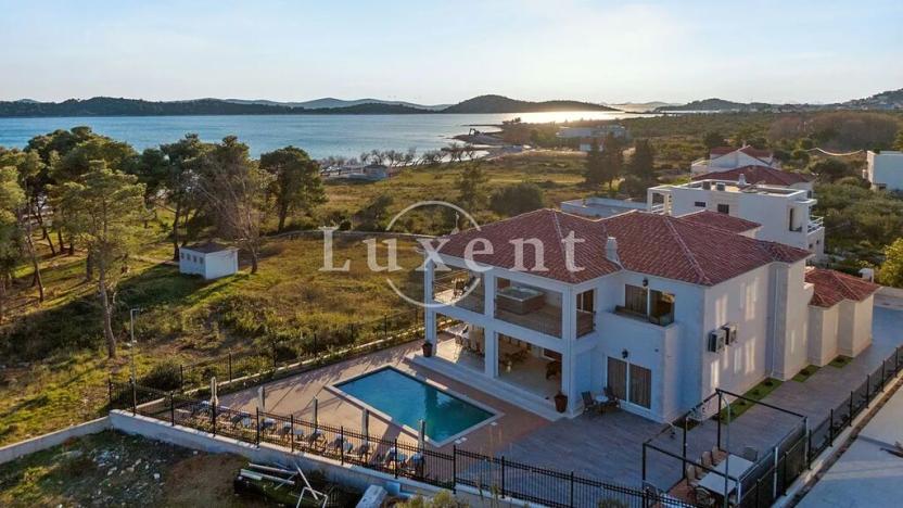 Prodej vily, Šibenik, Chorvatsko, 530 m2