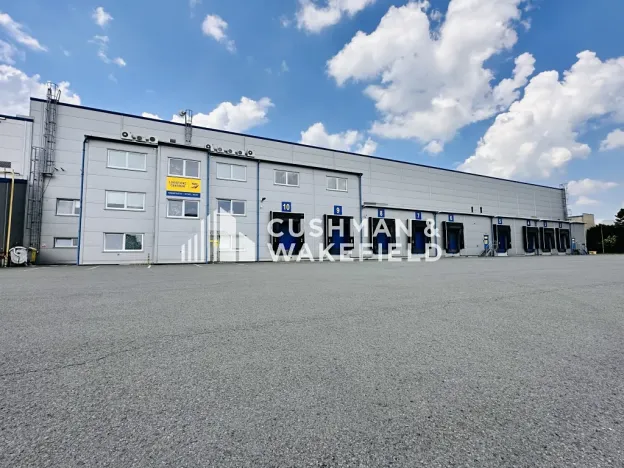 Pronájem skladu, Opava, Těšínská, 700 m2