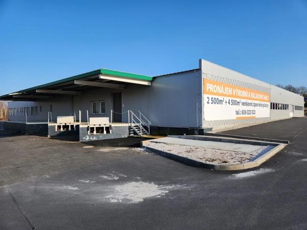 Pronájem výrobních prostor, Cheb, 2435 m2