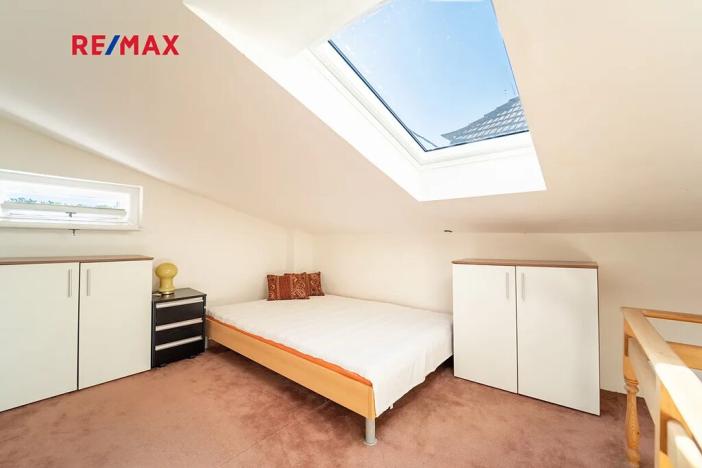 Prodej rodinného domu, Chrášťany, 175 m2