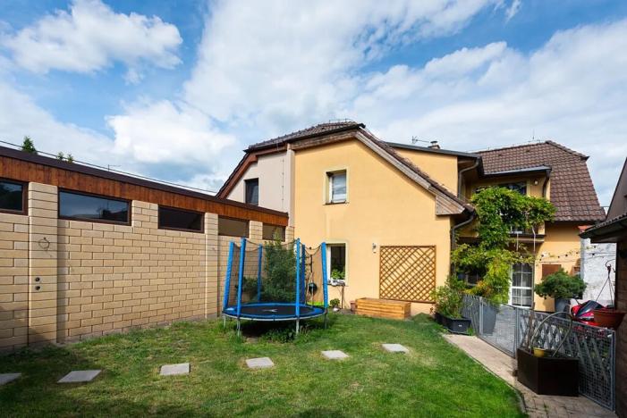 Prodej rodinného domu, Vinařice, II. ulice, 220 m2