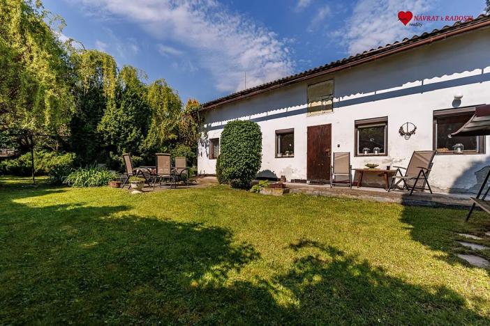 Prodej rodinného domu, Cholina, 333 m2